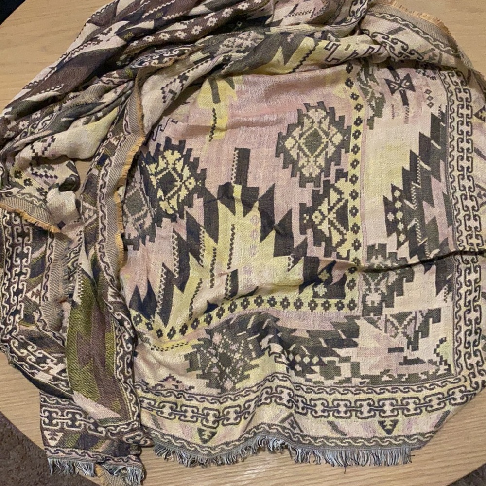 Target Aztec Scarf - Picture 2 of 2